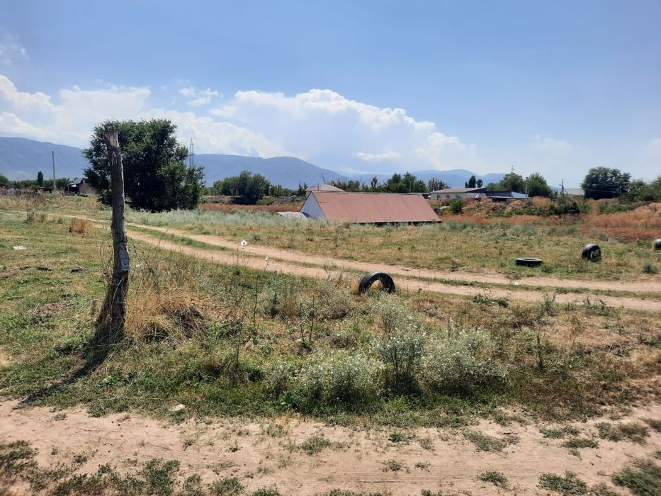 Участок недоезжая уштерек справа