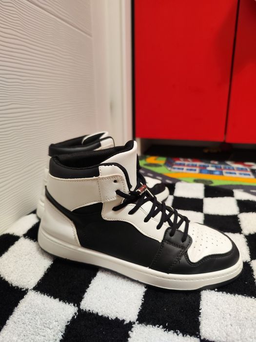 Adidași baschet marimea 39