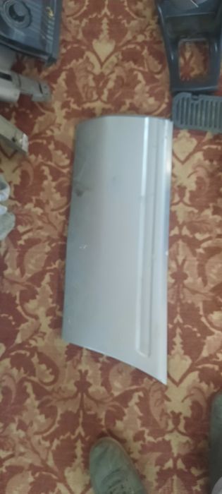 Продам пластик субару форестер  сф5