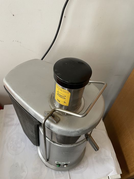 Професионална Фреш машина Fimar за твърди плодове