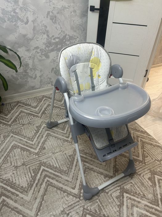 Продам детское кресло для еды!