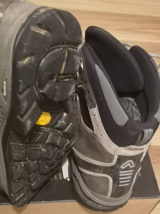 Bocanci de Munte Asolo