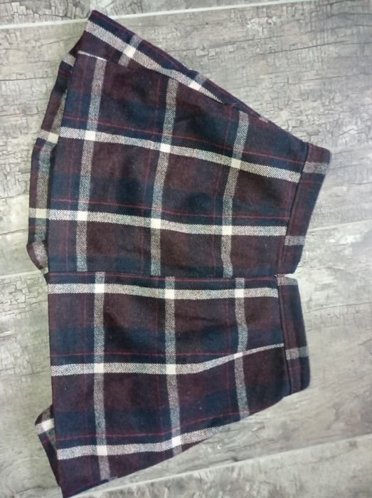 Плисирана пола за зимата