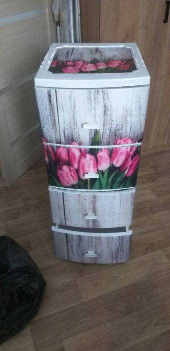 Продается  разборная пластиковая тумба