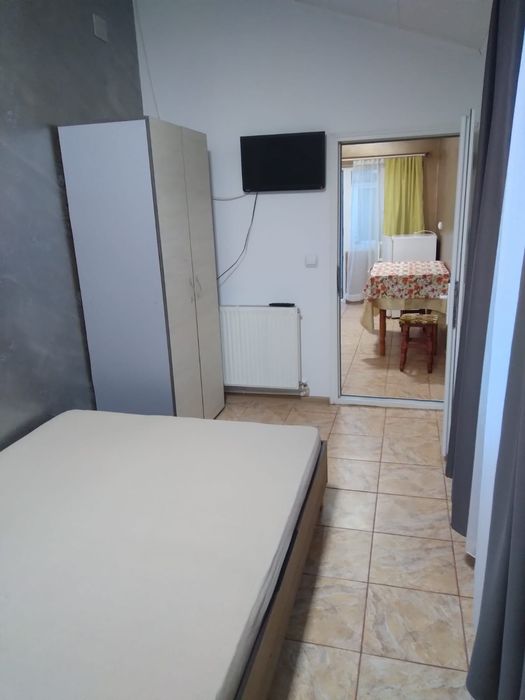 Închiriez doua garsoniere Tuzla