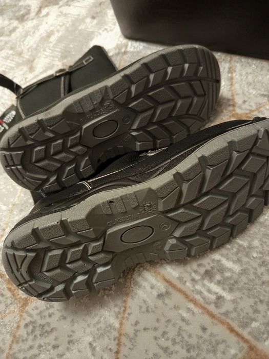 Новые спец сапоги 42р