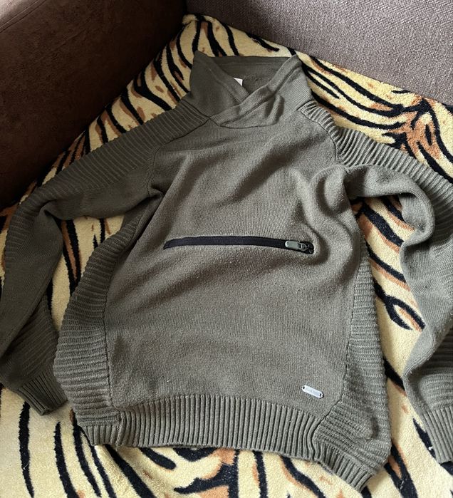 Пуловеры на 8-9 лет