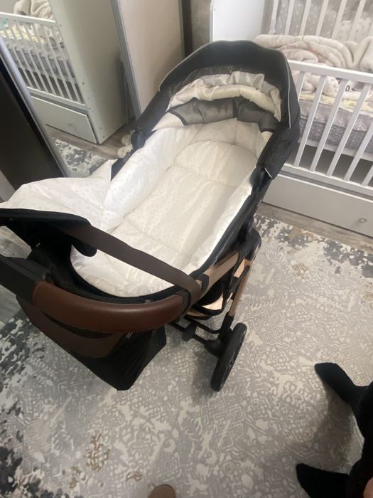 Продам коляску 3в1 с автокреслом