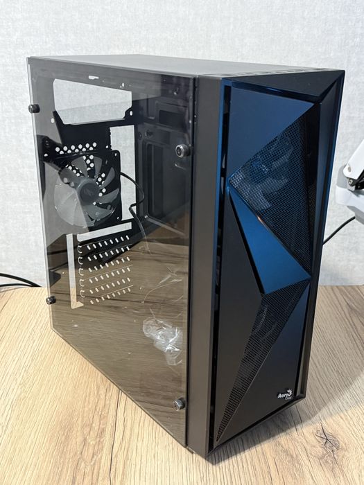 Корпус AeroCool Glider Cosmo-G-BK-v1