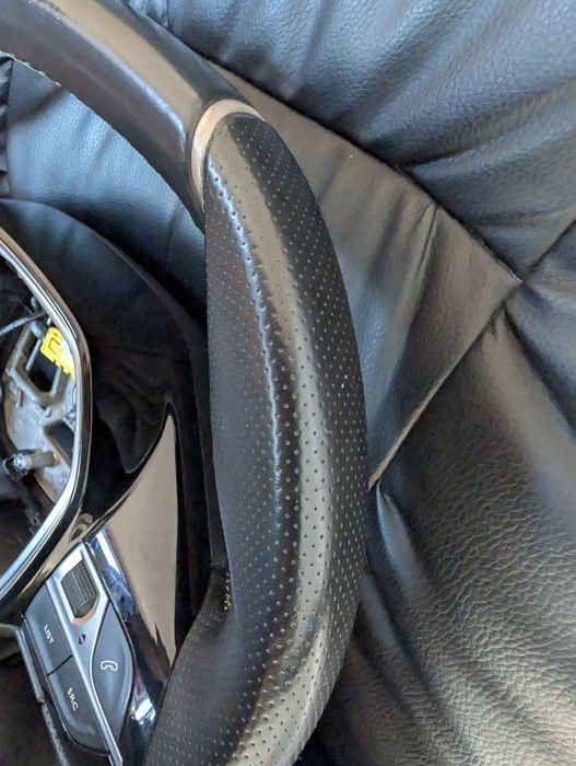 Продавам волани за пежо GT 208, 308, RCZ, 3008, 5008, 307