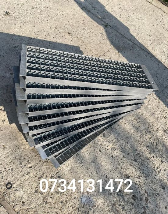 Trepte metalice zincate