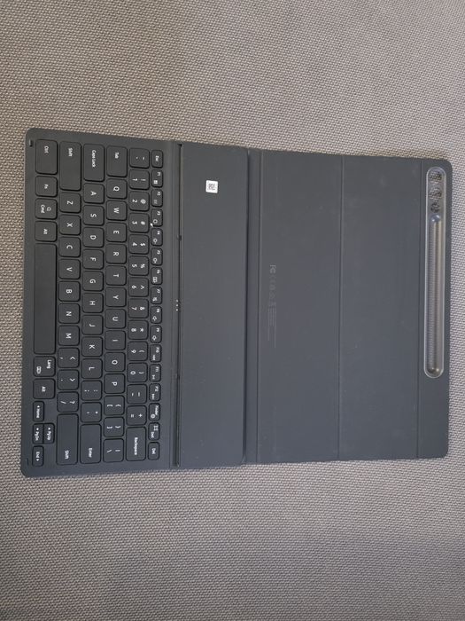 Husa tastatura slim tableta Samsung Tab s9+