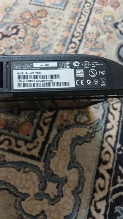 Монитор PHILIPS новый