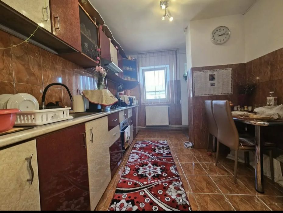 Apartament 3 camere,gata de mutat