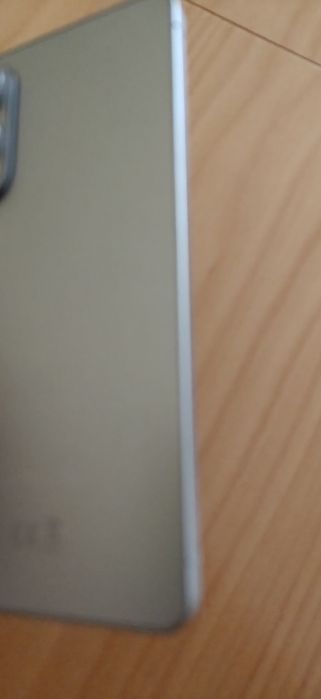 Samsung S25 Edge 5G, сребрист
