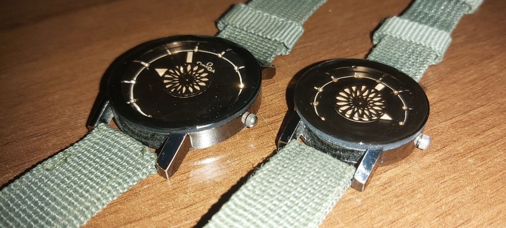 Часы парные наручные продается