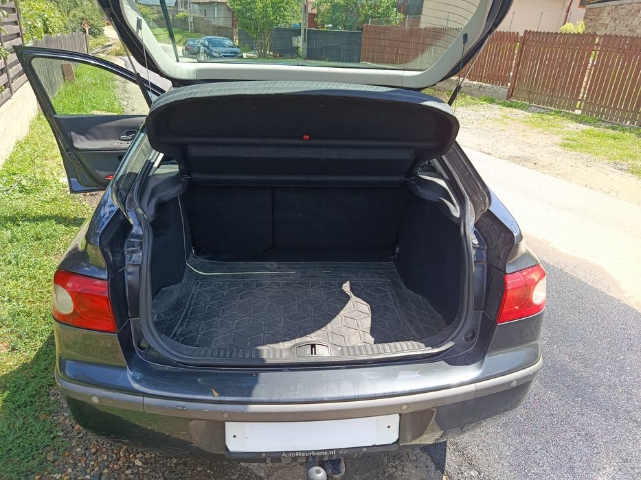 Vând sau Schimb Renault Laguna 2005