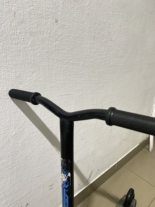 Самокат трюковой