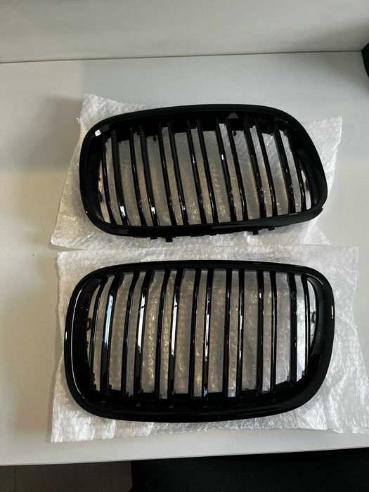 Set Grile/Nari Radiator Bara Duble M style Negru Lucios Bmw X5 X6 E70 E71, NOI