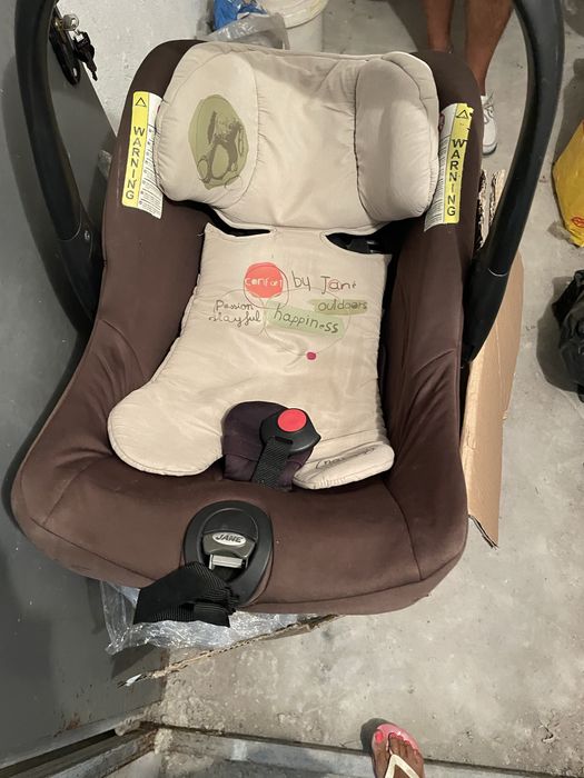 Кош за новородено и столче за кола и количка Jane Slalom