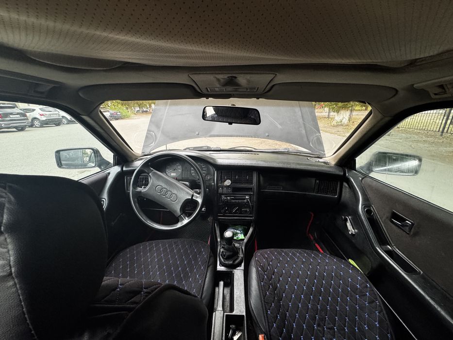 Audi 80 b3 1.8 карб на полном ходу