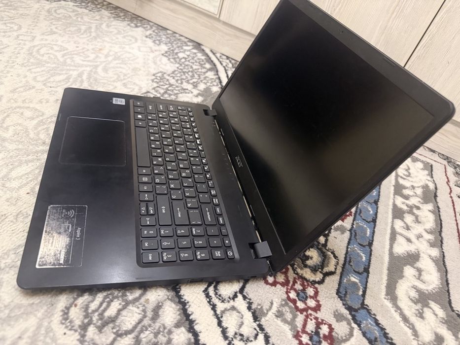 Acer Aspire 3 / i3 / SSD / Zo‘r holatda