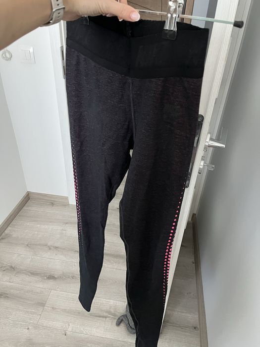 Лот дамски клинове Nike Xs и S размер