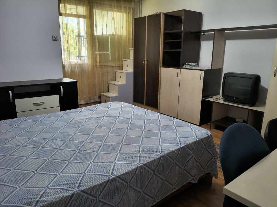 Proprietar închiriez garsonieră Soarelui -Calea București