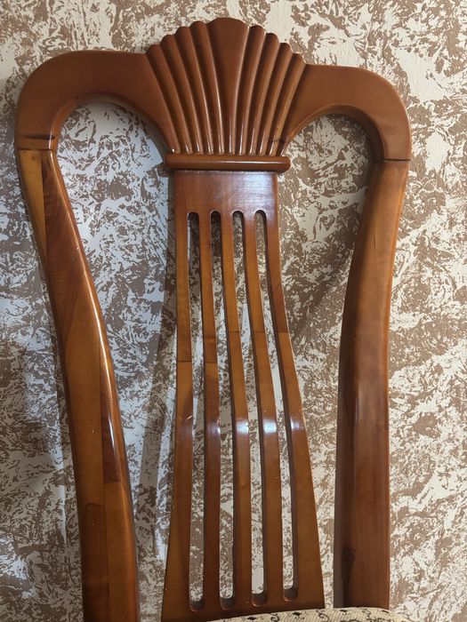 Продам стулья 6 шт.