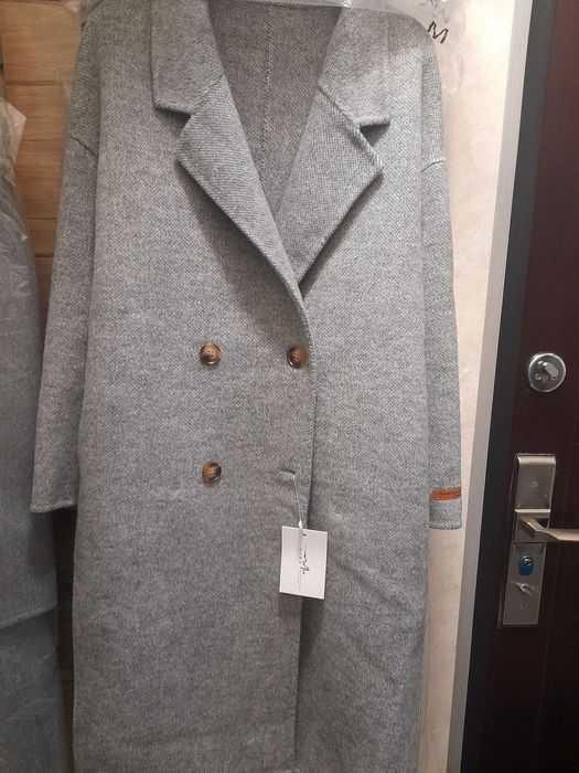 Женское пальто. Ayollar paltosi