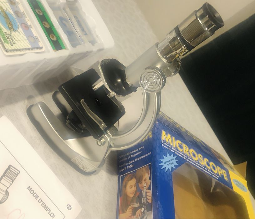 Microscop jucarie ca nou