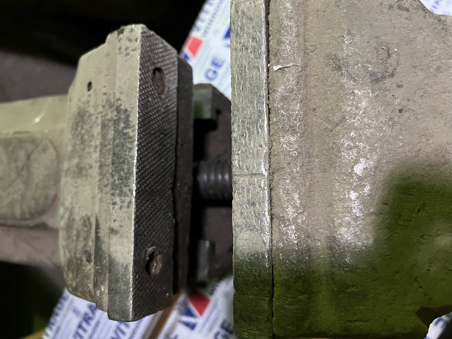 Тиски слесарные производства СССР