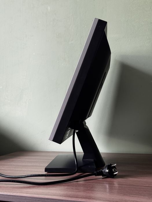 Монитор в отличном состоянии