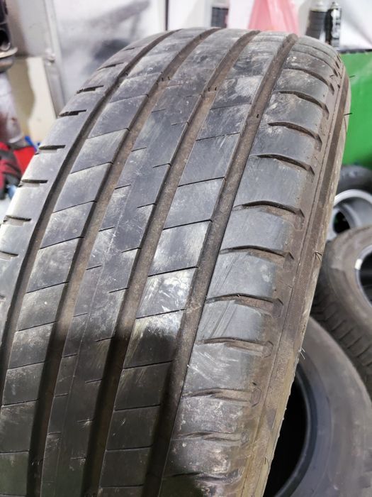 2 бр 235/65/17 Michelin