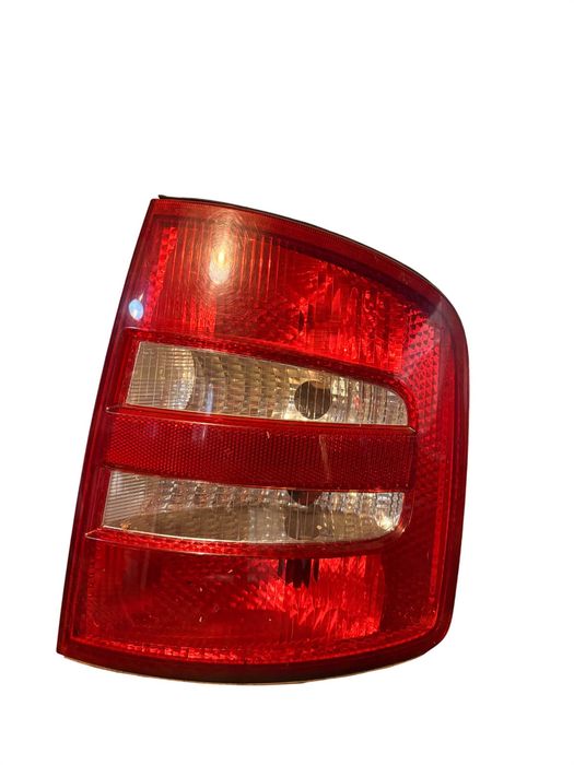 Stop Spate Skoda Fabia I / Mk1 Break 2003 – Lampă Spate OEM – Stânga / Dreapta