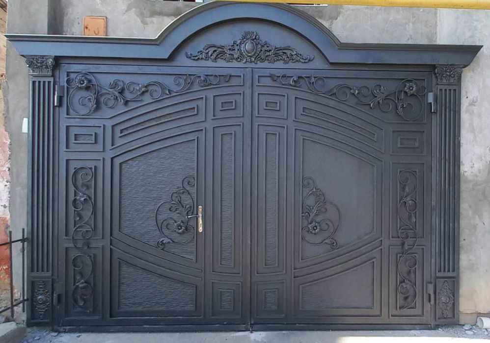 Darvoza va kozeroklar