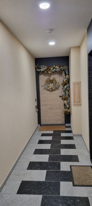 Коледен гирлянд и венец