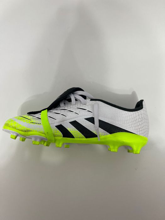 Бутсы adidas predator