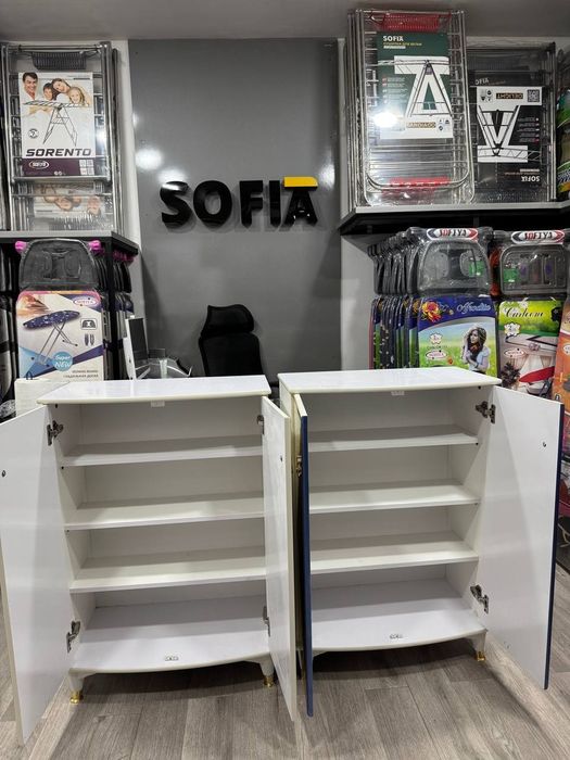 Obuvnitsa sotiladi oyoq kiyim uchun padstafka