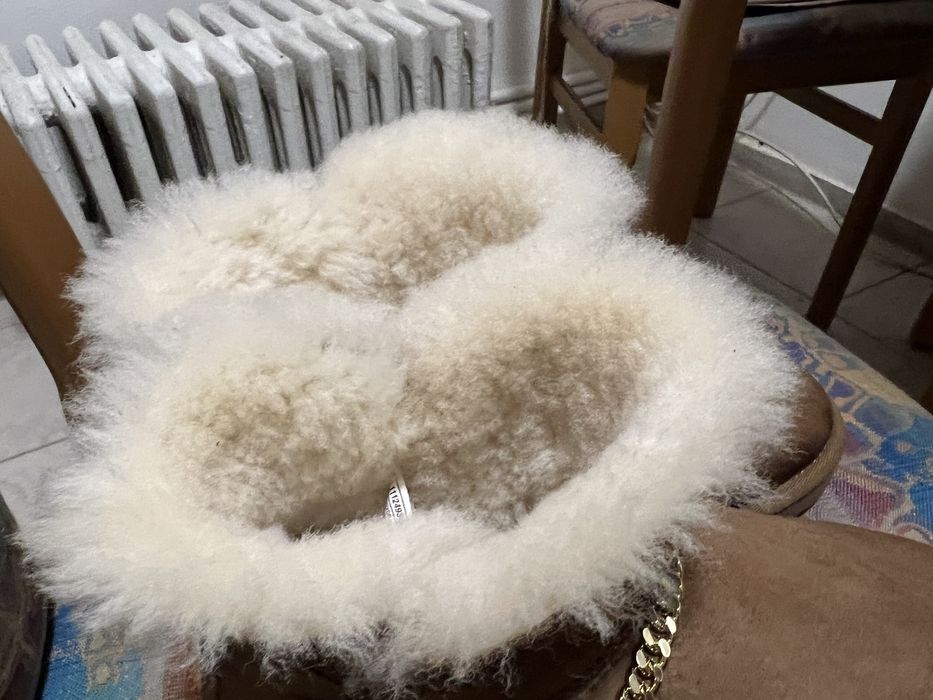 Cizme UGG, impecabile