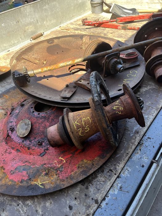 Piese coasa.  Piese cositoare  pz deutz