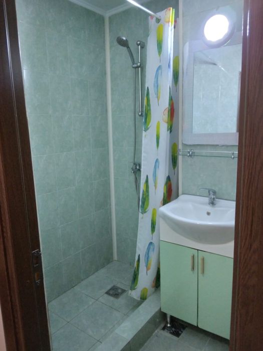 Vând apartament cu două camere