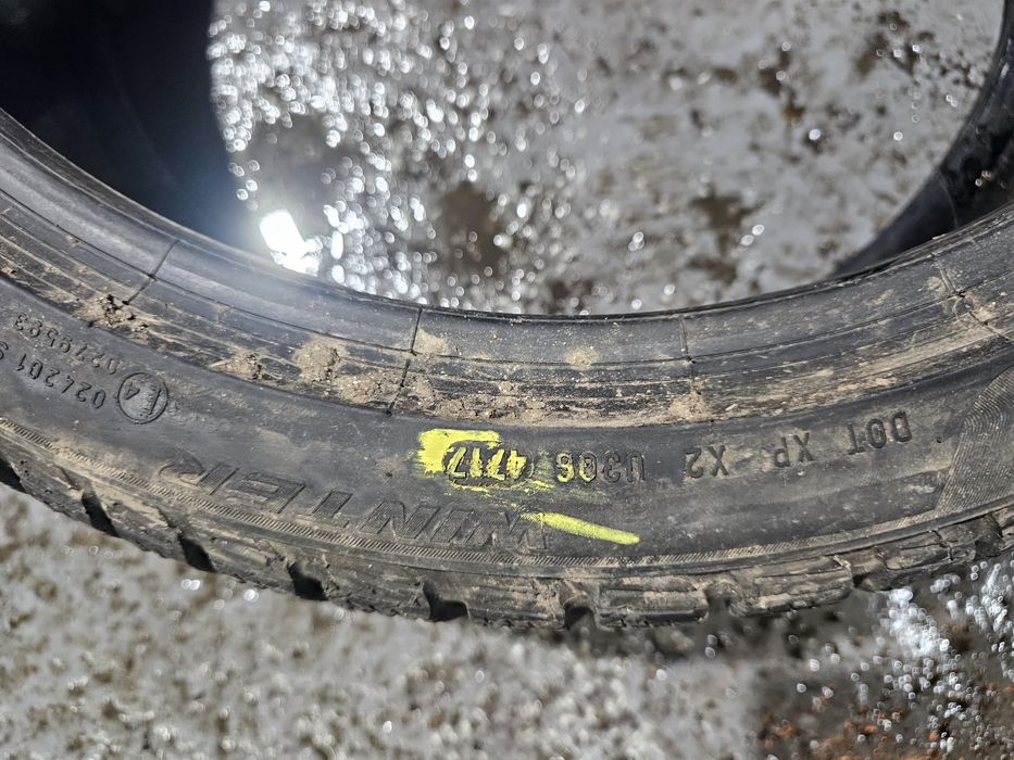 255 35R19 225 40R19 M+S Pirelli