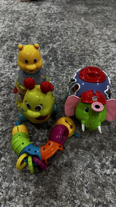 Игрушки для маленьких