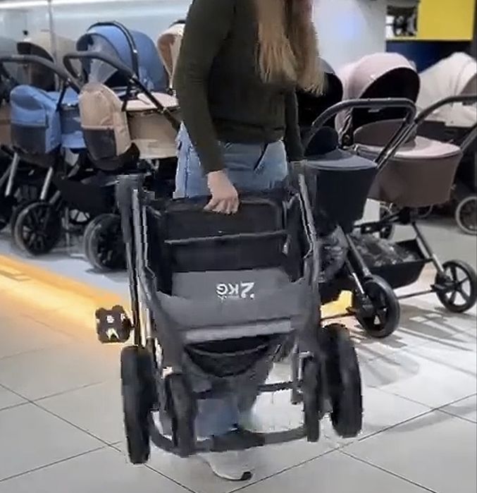 Продам детскую коляску Ining Baby 2 в 1