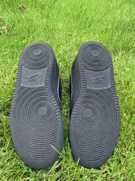 Vand adidasi Nike 32