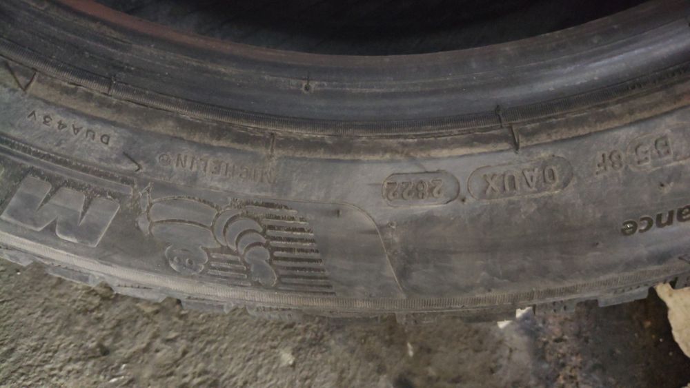 Две шины мишлен зима