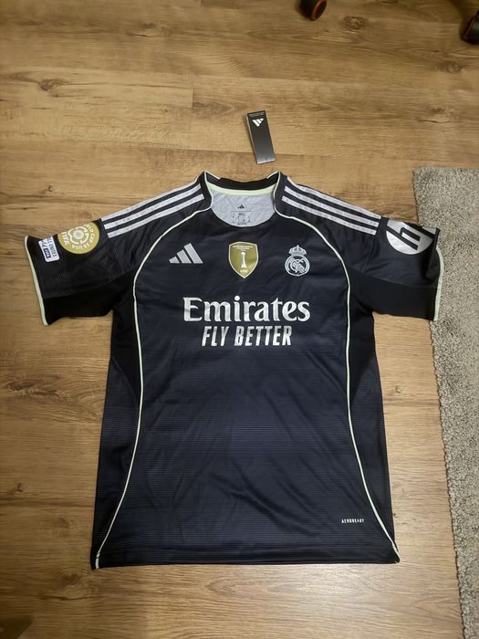 Tricou Huijsen real