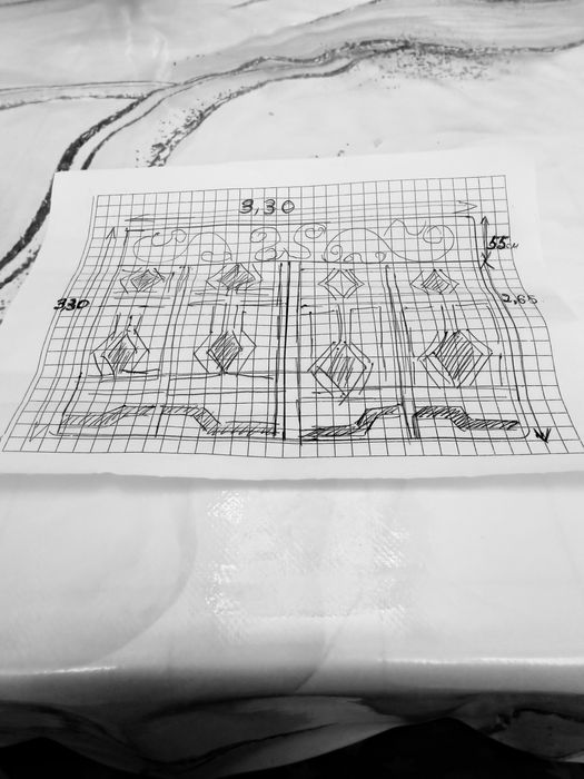 Продаётся ворота /дарвоза/ железная двух створчетая железо