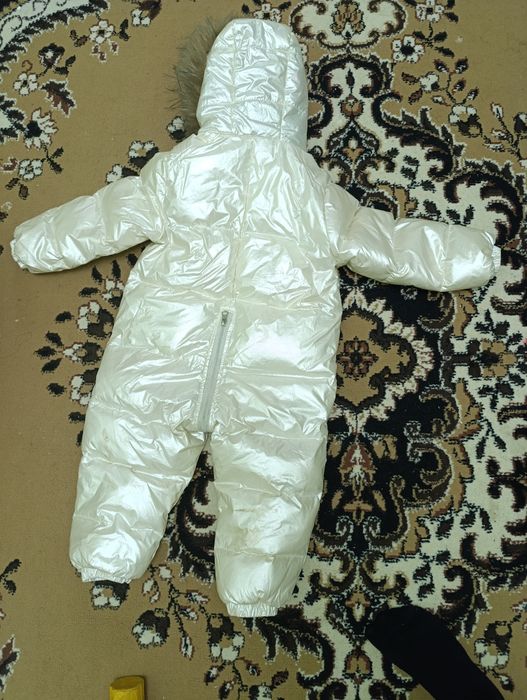 Белый детский комбинезон